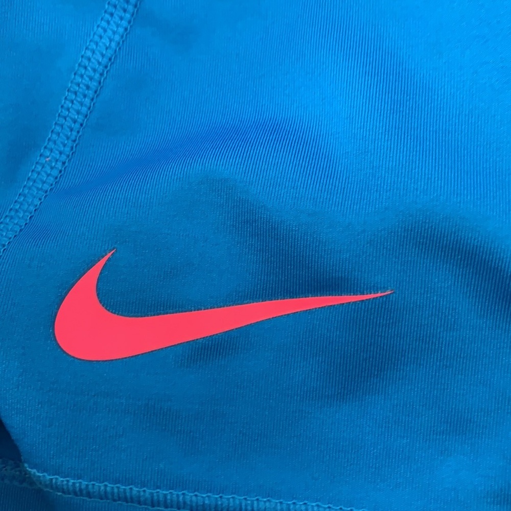 Nike pros - Picture 4 of 4